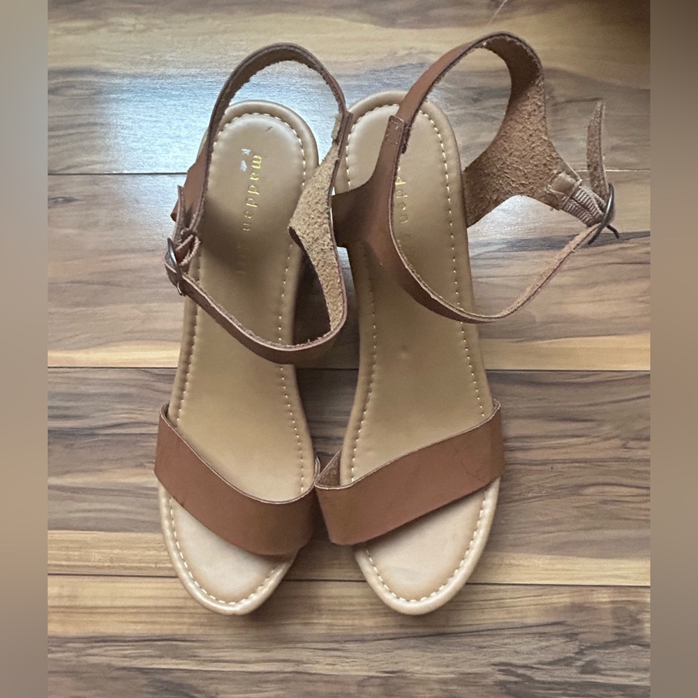 Madden girl hells size 11